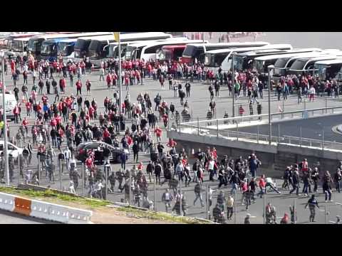 Kibole Borussii i Bayernu walczyli pod Wembley!